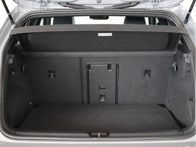 Volkswagen Golf 1.5 eTSI DSG Golf VIII