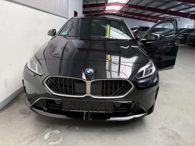 BMW 118 118d M-Sport Sedan