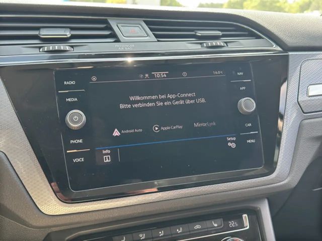 Volkswagen Touran 1.5 TSI DSG