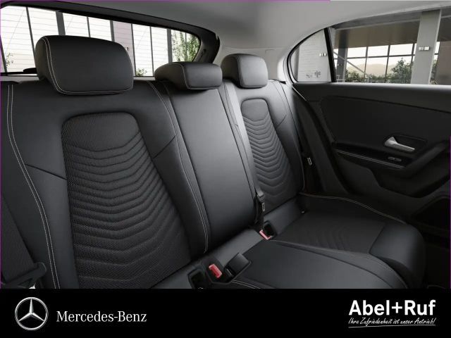 Mercedes-Benz A 200 Progressive