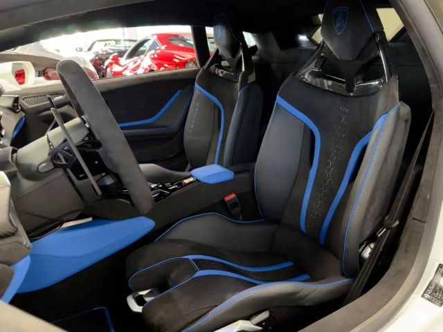 Lamborghini Huracan n HURACAN TECNICA CARBON EXT&INT SENSONUM FULLOPT!