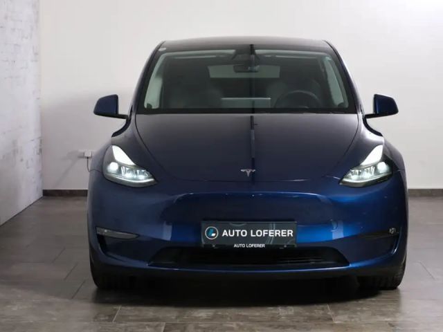 Tesla Model Y AWD Performance