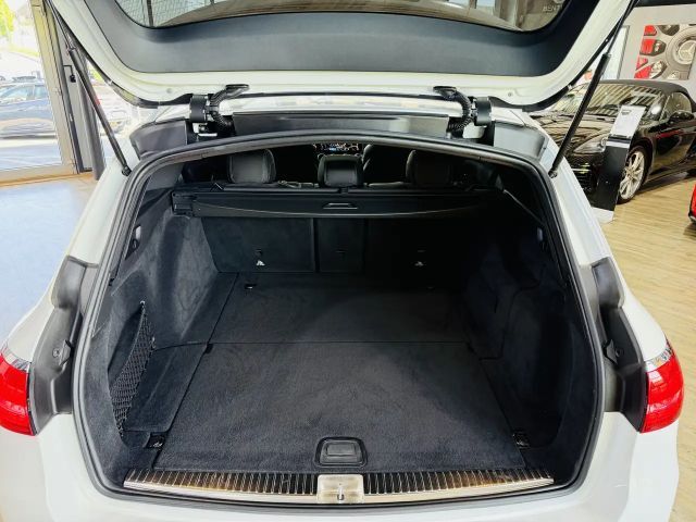 Mercedes-Benz E 200 AMG Line Estate