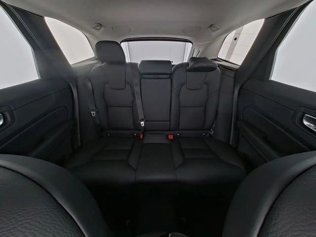 Volvo XC60 AWD Dark Plus