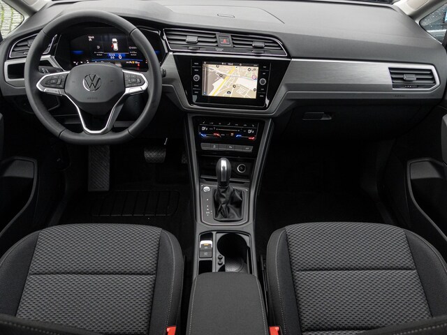 Volkswagen Touran 1.5 TSI DSG