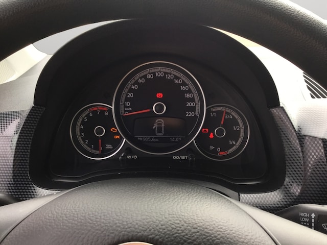 Volkswagen up! Move Move up!