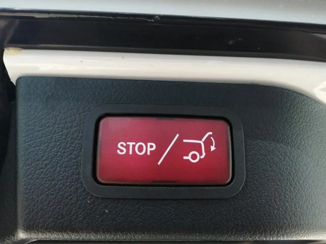 Mercedes-Benz V 220 4MATIC AVANTGARDE V 220 d