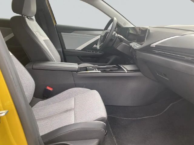 Opel Astra Business Elegance