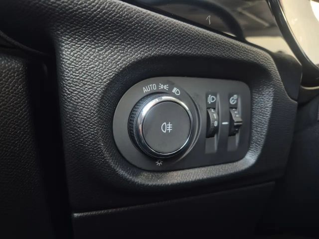 Opel Corsa 1.2 Turbo Edition Turbo