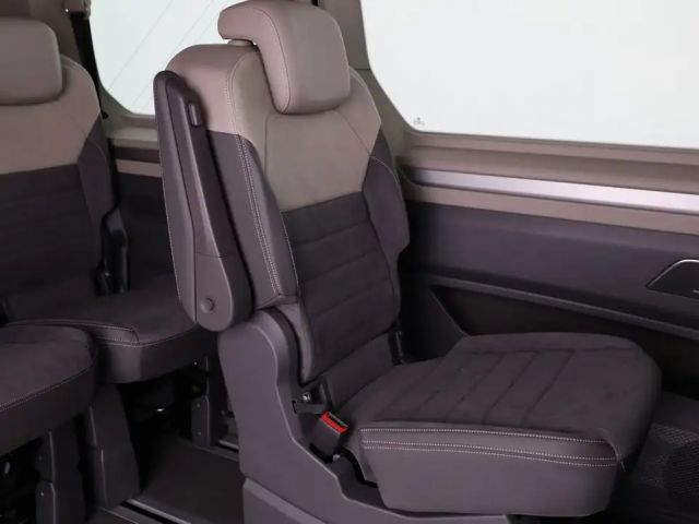 Volkswagen Multivan Style T7 eHybrid