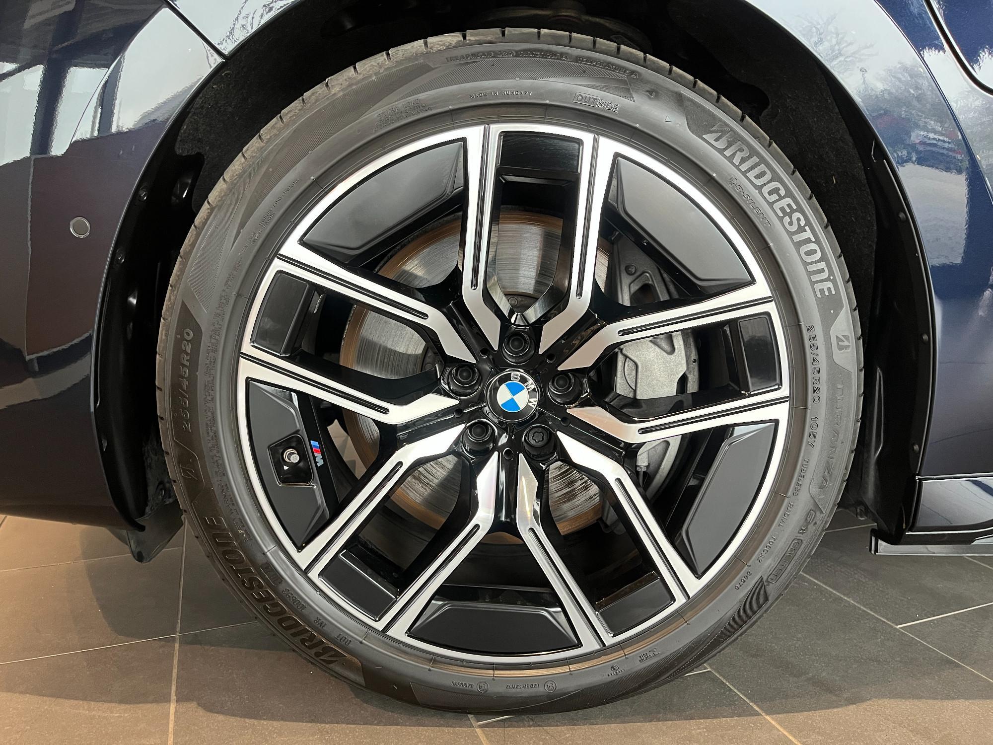 BMW 750 Sedan xDrive