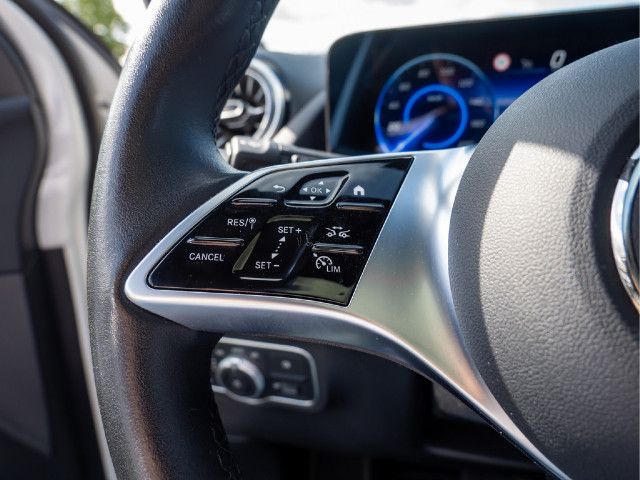 Mercedes-Benz EQA 300 4MATIC