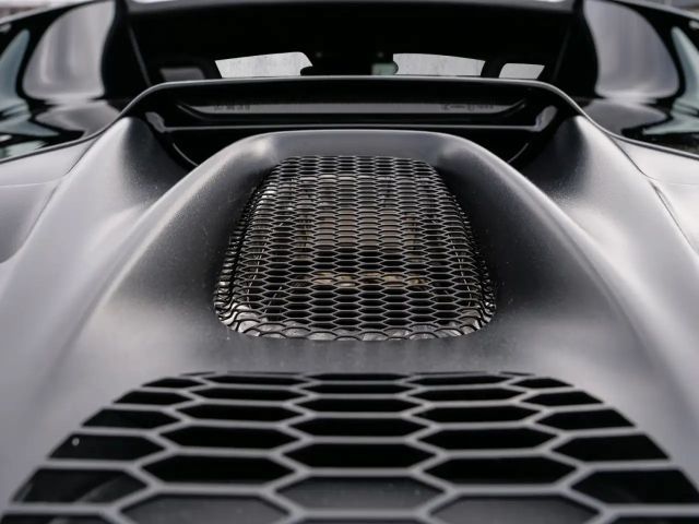 McLaren Artura Spider