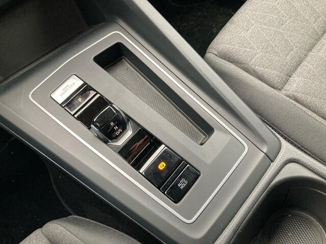 Volkswagen Golf 1.5 eTSI DSG Golf VIII