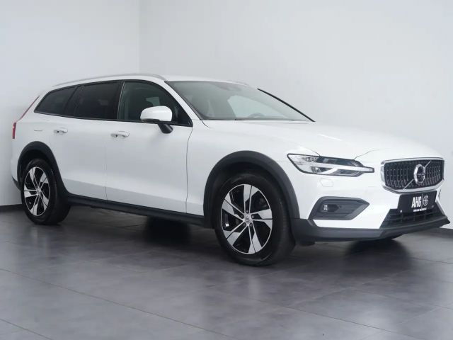 Volvo V60 Cross Country AWD