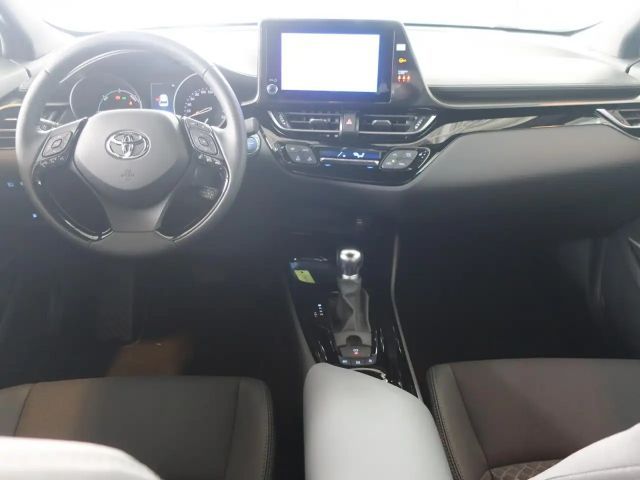 Toyota C-HR Hybride Team D