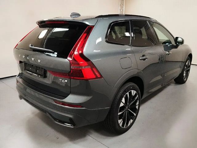 Volvo XC60 AWD Dark Plus T6