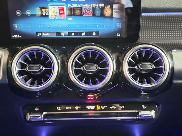 Mercedes-Benz GLB 200 Progressive