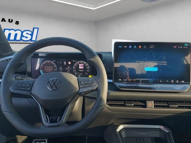 Volkswagen T-Roc 1.5 eTSI DSG R-Line
