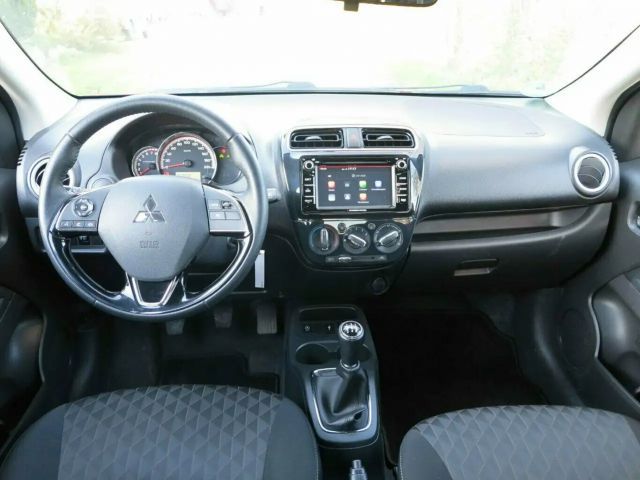 Mitsubishi Space Star Star
