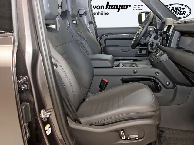 Land Rover Defender 110