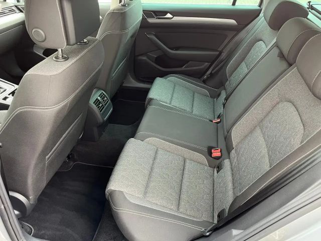 Volkswagen Passat Business DSG Variant