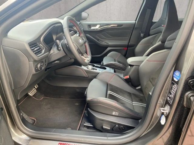 Ford Focus EcoBoost ST Line Wagon