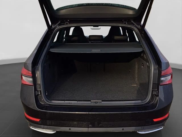 Skoda Superb Combi Sportline iV