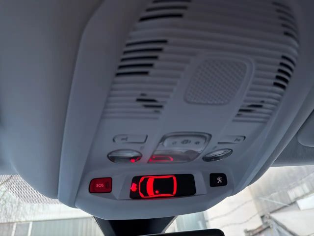 Peugeot 3008 1.6 225 A llure LED+Navi+SHZ+2xKlima+Kam.