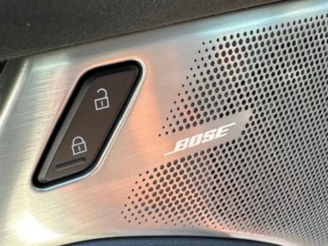 Mazda 3 2.5L SkyActiv e-Skyactiv