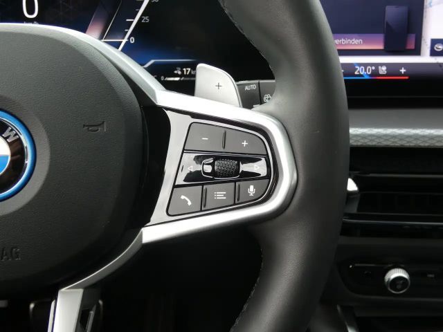 BMW 330 330e M-Sport Touring