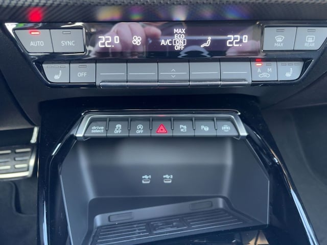 Audi RS3 Quattro S-Tronic Sedan