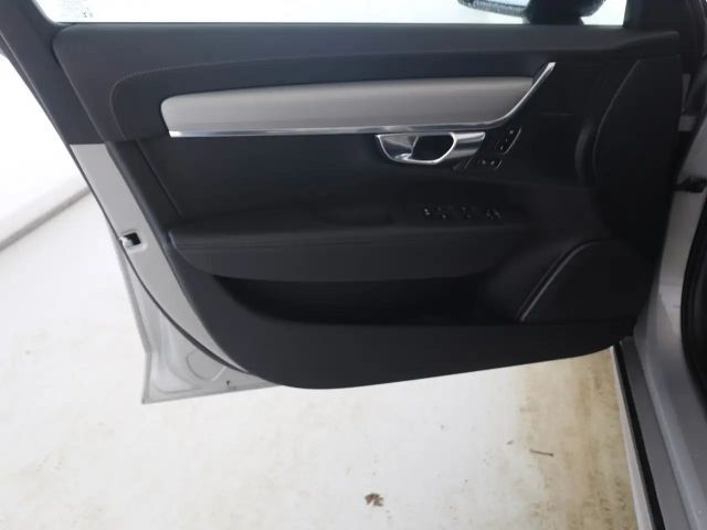 Volvo V90 AWD Dark Plus Recharge T6