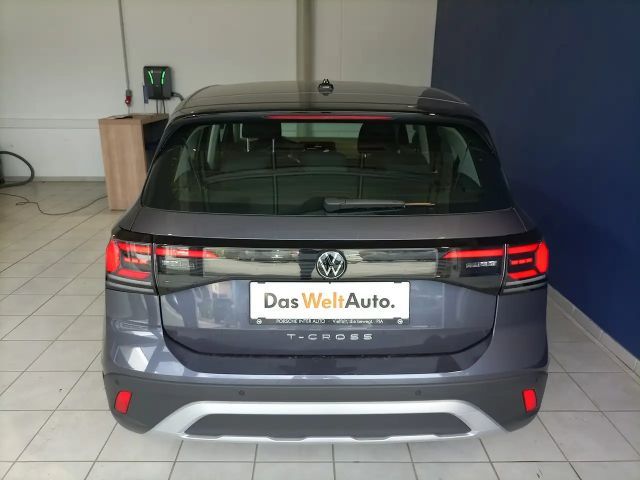 Volkswagen T-Cross 4Me TSI