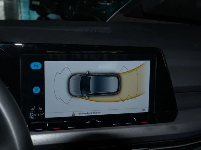 Volkswagen Golf 2.0 TSI Golf VIII Style