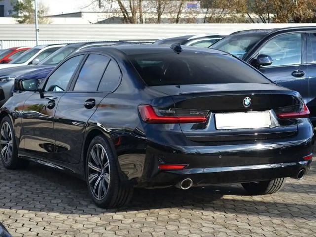 BMW 320 320i Advantage pakket Sedan