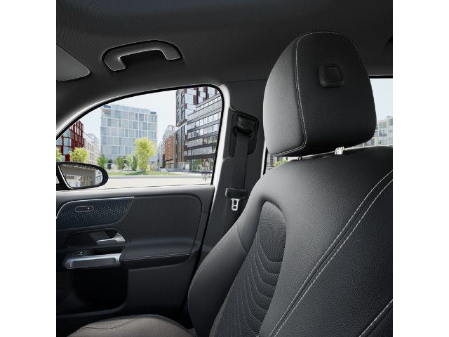 Mercedes-Benz EQB 300 4MATIC