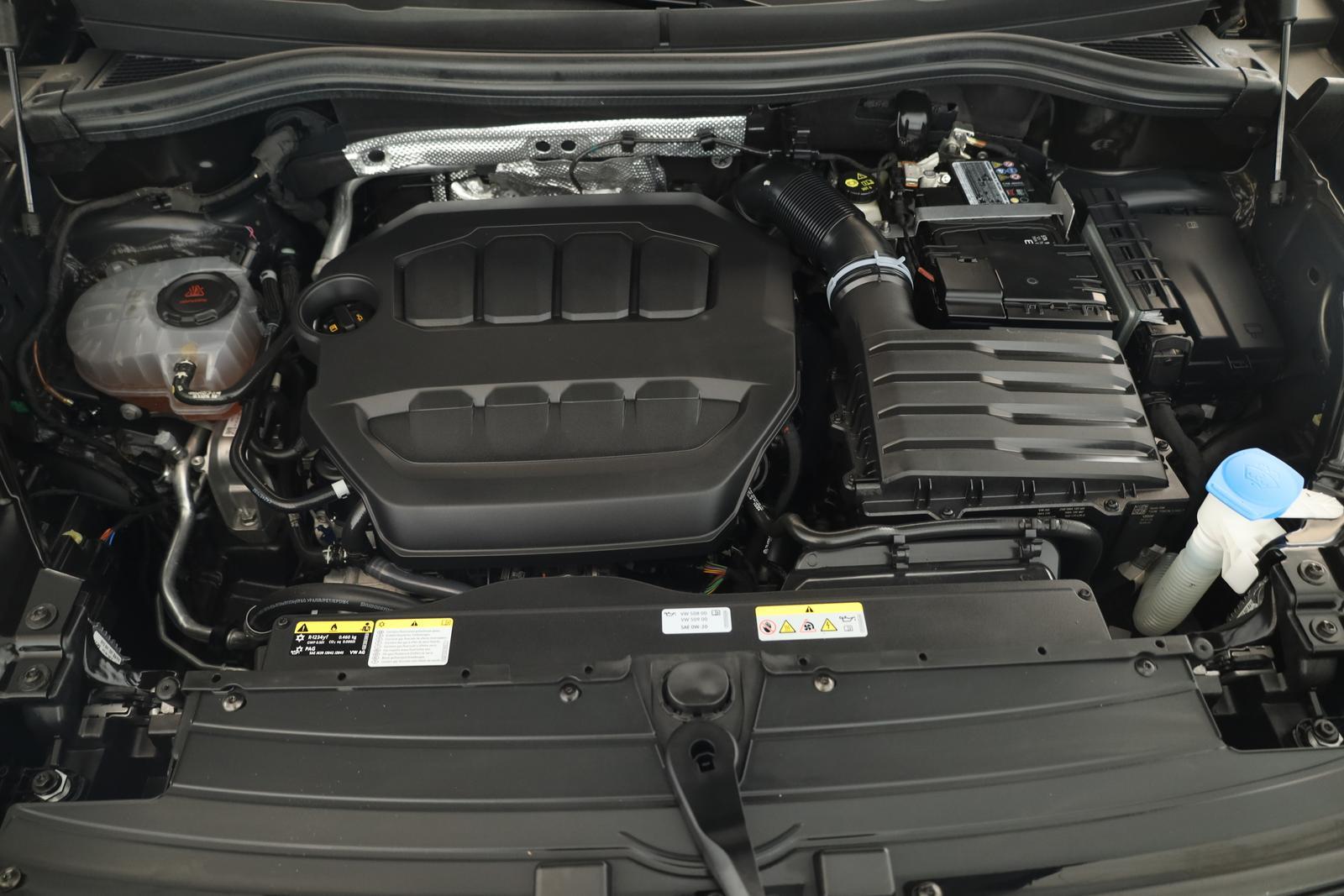 Volkswagen Tiguan 2.0 TSI DSG IQ.Drive R-Line