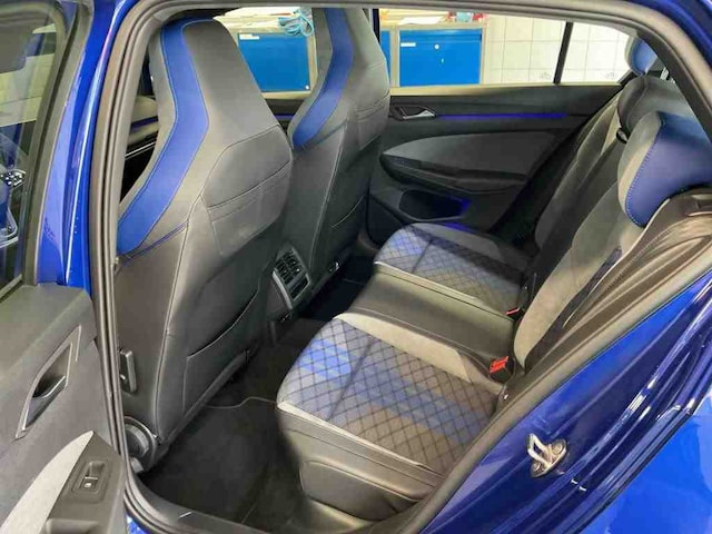 Volkswagen Golf R-Performance- Akrapovic CarPlay/Navi