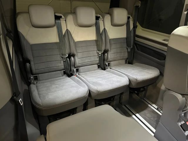 Volkswagen Multivan Style T7