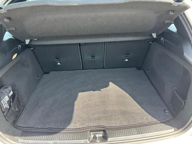 Mercedes-Benz B 180 Progressive