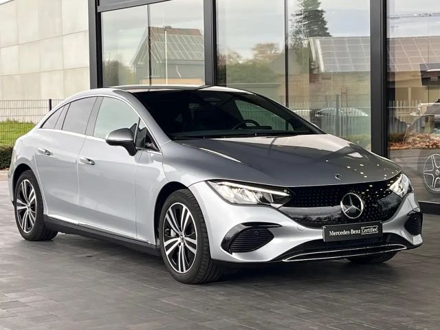 Mercedes-Benz EQE 300 Business Line Sedan