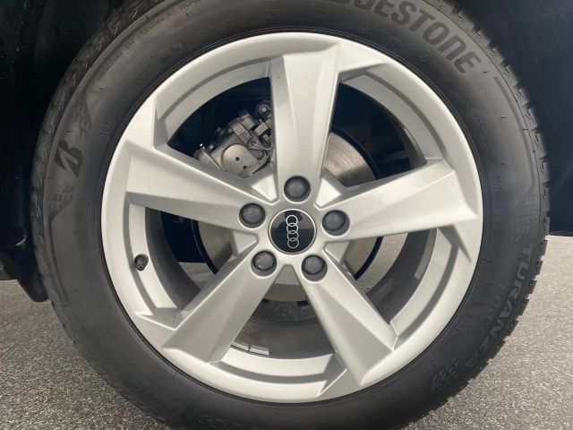 Audi Q2 35 TFSI S-Line