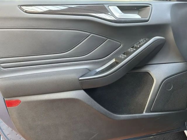 Ford Focus EcoBoost ST Line Wagon