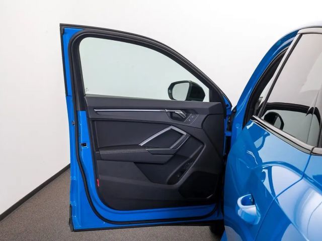 Audi Q3 35 TDI S-Line