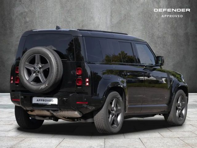 Land Rover Defender 110 D250 Dynamic SE