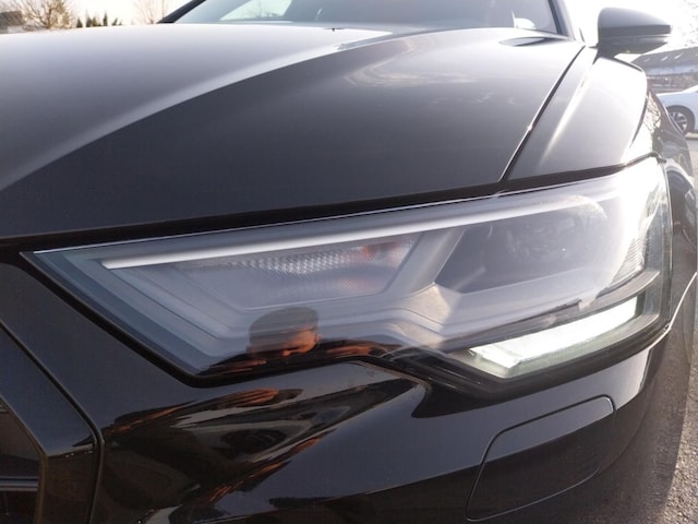 Audi A6 55 TFSI Quattro S-Tronic Sedan