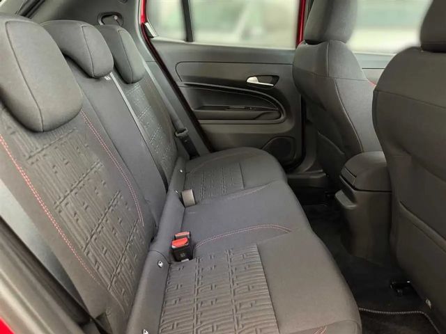 Fiat 600e (RED) LED, PDC, Apple CarPlay