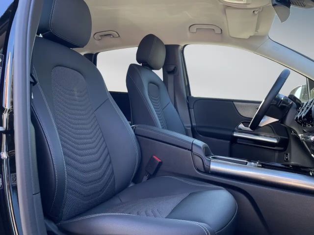 Mercedes-Benz B 180 Progressive