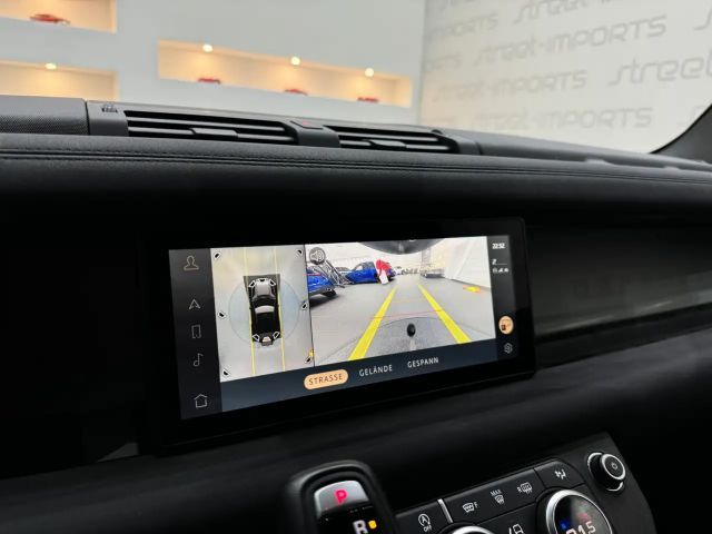 Land Rover Defender AWD D250 SE